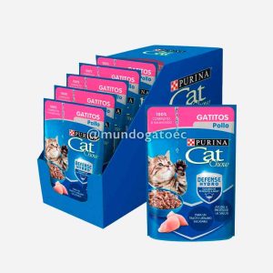 12 Pouches cat chow pollo