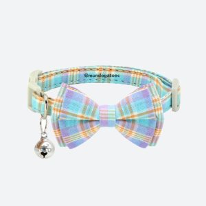 Collar celeste y naranja con lacito de algodón