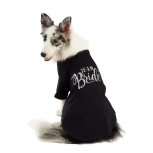 BEST FURRY FRIENDS BRIDE T SHIRT
