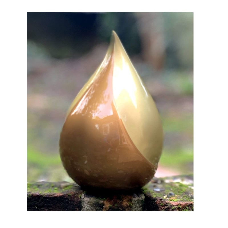 Urna para Cenizas de Mascotas con Forma de Lágrima - Imagen 2